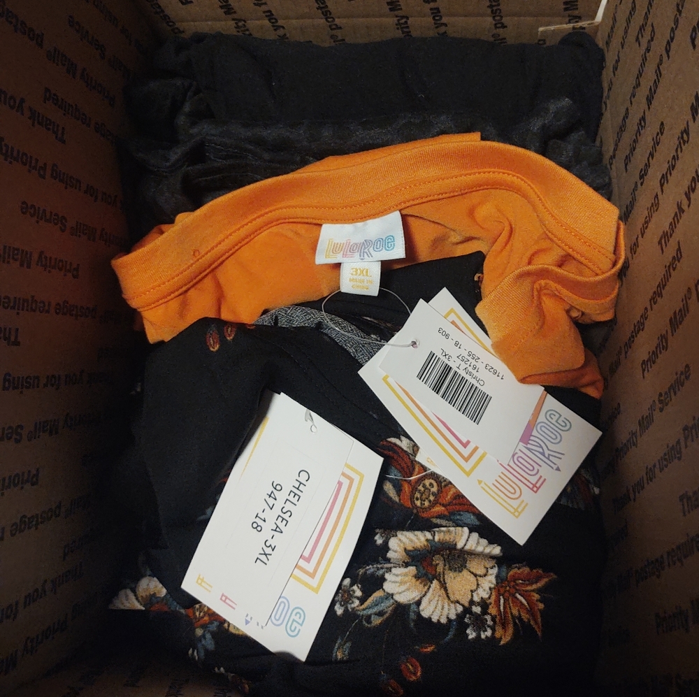 Women's plus size Mystery Clothing Box